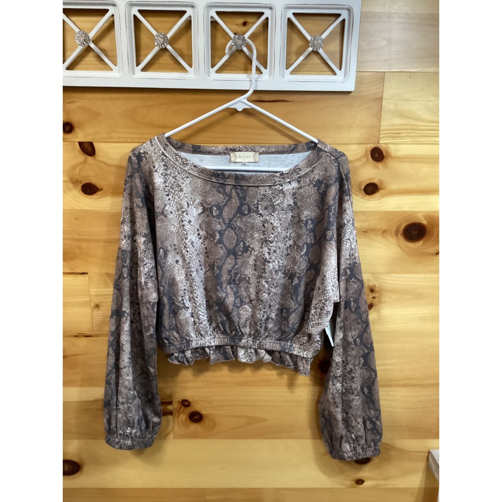 Altar'd State Women M Mocha Snake Print Cropped Long Sleeve Ruffle Hem Top NEW
